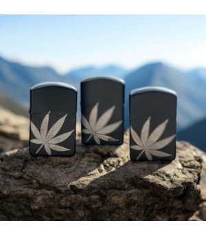 Zapalniczka Benzynowa z Motywem Liści Konopnych v1